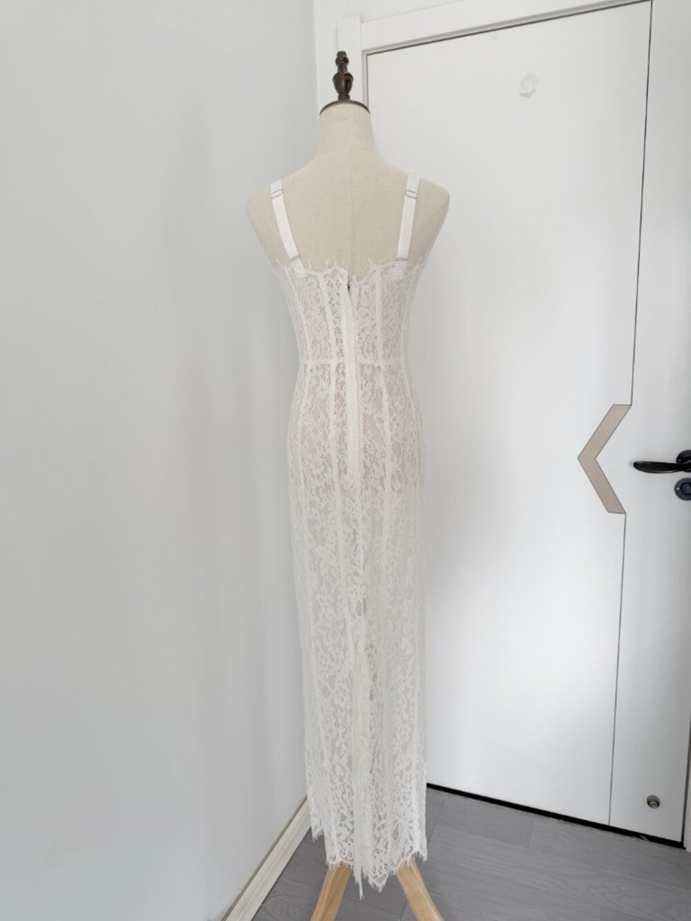 Women’s White Lace Midi Dress - Elegant Strappy Lace Midi - Picture 7 of 10